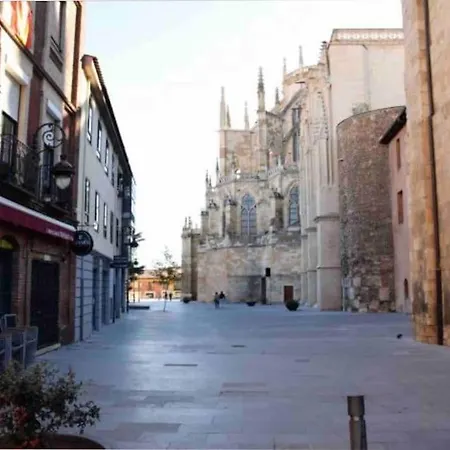 Precioso Apartamento En Catedral/muralla Con Wifi León